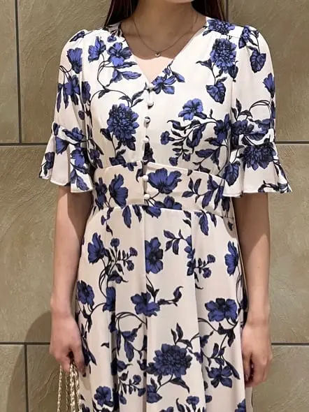 GRACE CONTINENTAL The Banquet 赤坂 梨来 コーディネート画像