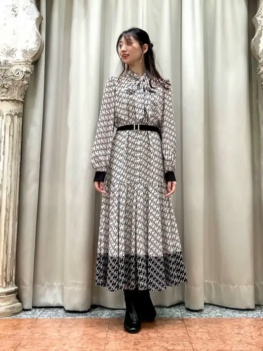 GRACE CONTINENTAL The Banquet eri コーディネート画像