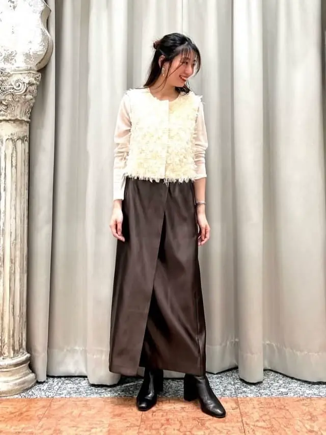 GRACE CONTINENTAL The Banquet eri コーディネート画像