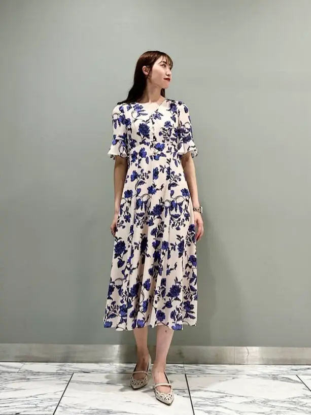 GRACE CONTINENTAL The Banquet 遠藤　みずき コーディネート画像