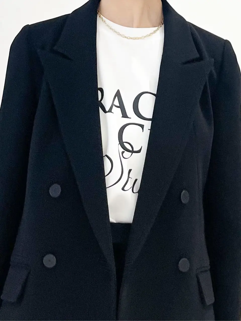 GRACE CONTINENTAL The Banquet yuri コーディネート画像