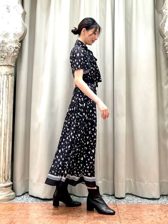 GRACE CONTINENTAL The Banquet eri コーディネート画像