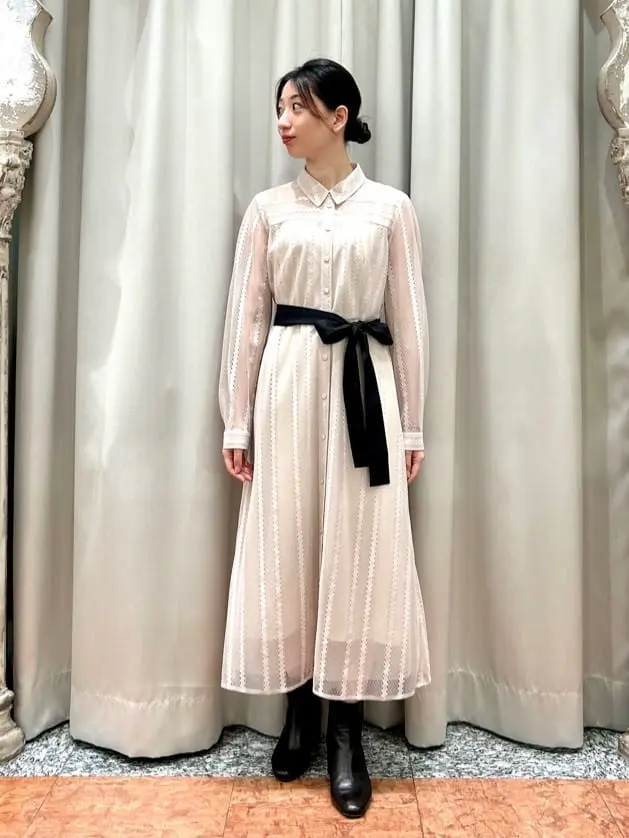 GRACE CONTINENTAL The Banquet eri コーディネート画像