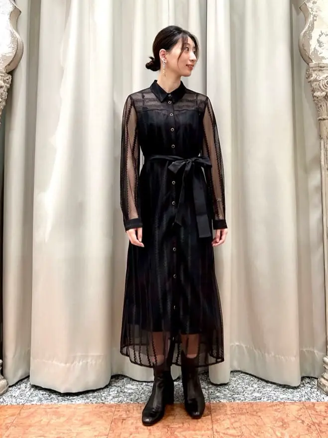 GRACE CONTINENTAL The Banquet eri コーディネート画像