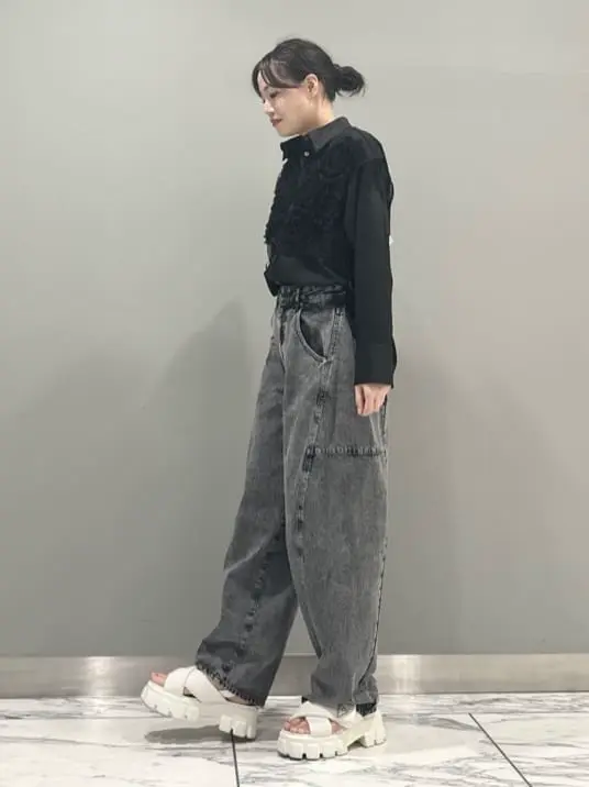 GRACE CONTINENTAL The Banquet 関谷　真琴 コーディネート画像