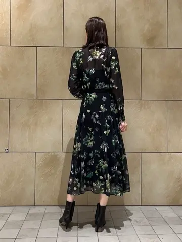 GRACE CONTINENTAL The Banquet 亀田 未希 コーディネート画像