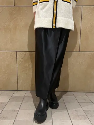 GRACE CONTINENTAL The Banquet 赤坂 梨来 コーディネート画像