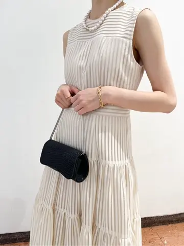 GRACE CONTINENTAL The Banquet yuri コーディネート画像