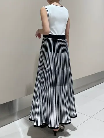 GRACE CONTINENTAL The Banquet Ezawa.M コーディネート画像