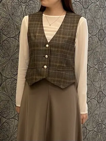 GRACE CONTINENTAL The Banquet 赤坂 梨来 コーディネート画像