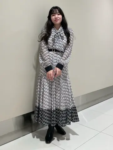 GRACE CONTINENTAL The Banquet 松原 明音 コーディネート画像