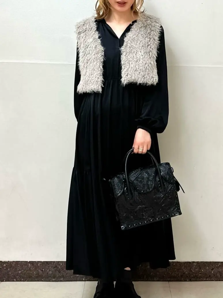 GRACE CONTINENTAL The Banquet Kogane. コーディネート画像