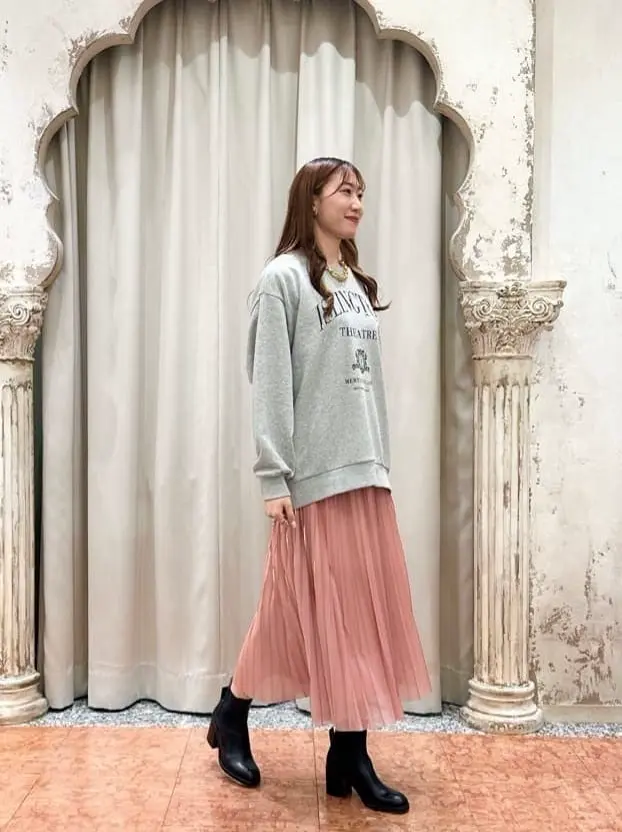 GRACE CONTINENTAL The Banquet 遠藤　みずき コーディネート画像