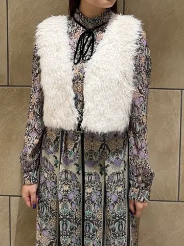 GRACE CONTINENTAL The Banquet 赤坂 梨来 コーディネート画像