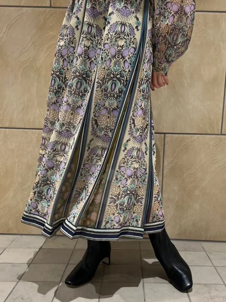 GRACE CONTINENTAL The Banquet 赤坂 梨来 コーディネート画像