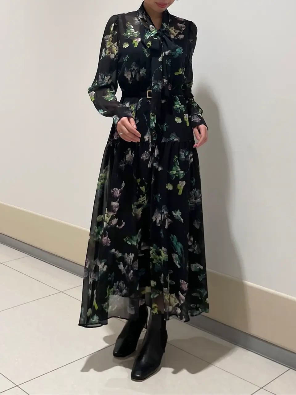 GRACE CONTINENTAL The Banquet Ezawa.M コーディネート画像