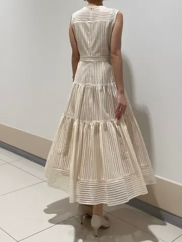 GRACE CONTINENTAL The Banquet Ezawa.M コーディネート画像