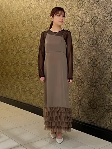 GRACE CONTINENTAL The Banquet 赤坂 梨来 コーディネート画像