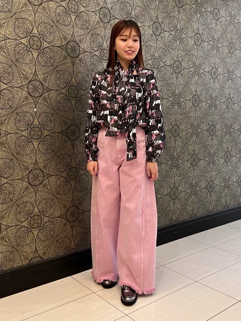 GRACE CONTINENTAL The Banquet 赤坂 梨来 コーディネート画像