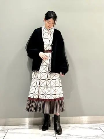 GRACE CONTINENTAL The Banquet eri コーディネート画像