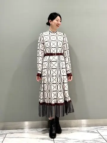 GRACE CONTINENTAL The Banquet eri コーディネート画像