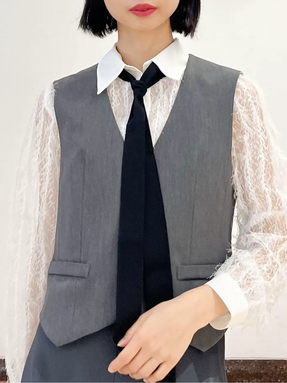 GRACE CONTINENTAL The Banquet yuri コーディネート画像