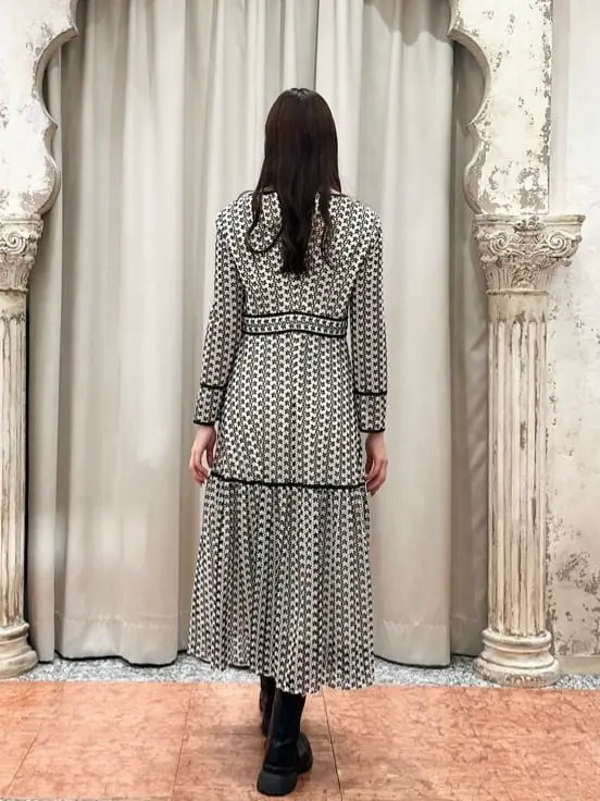 GRACE CONTINENTAL The Banquet 遠藤　みずき コーディネート画像