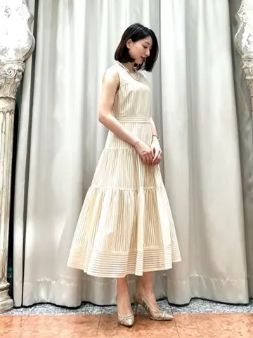 GRACE CONTINENTAL The Banquet eri コーディネート画像