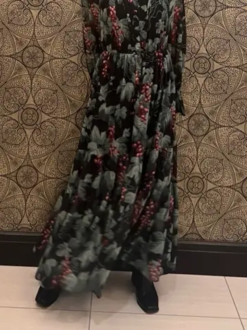 GRACE CONTINENTAL The Banquet 赤坂 梨来 コーディネート画像