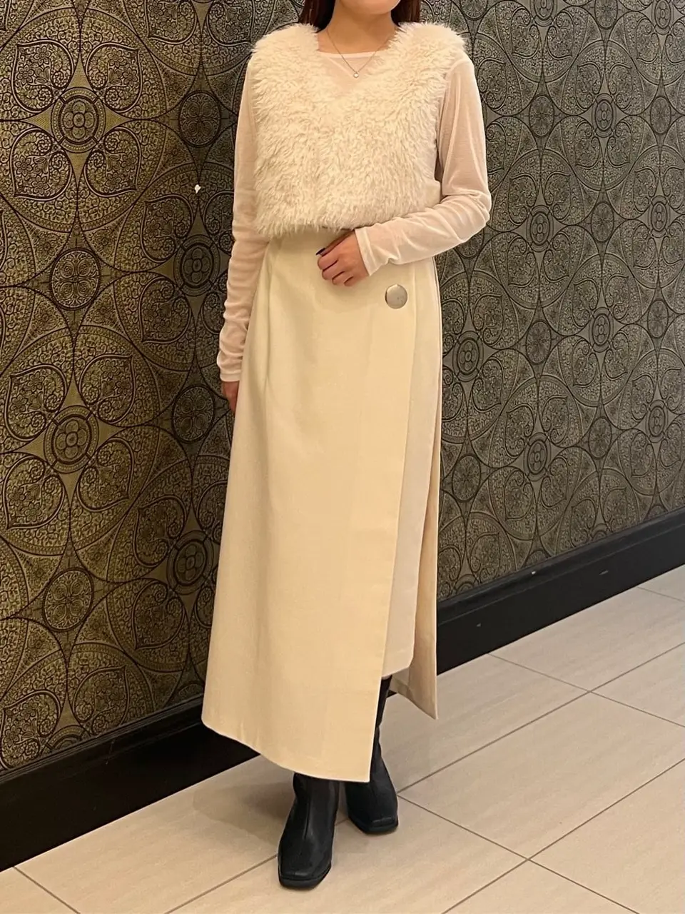 GRACE CONTINENTAL The Banquet 赤坂 梨来 コーディネート画像