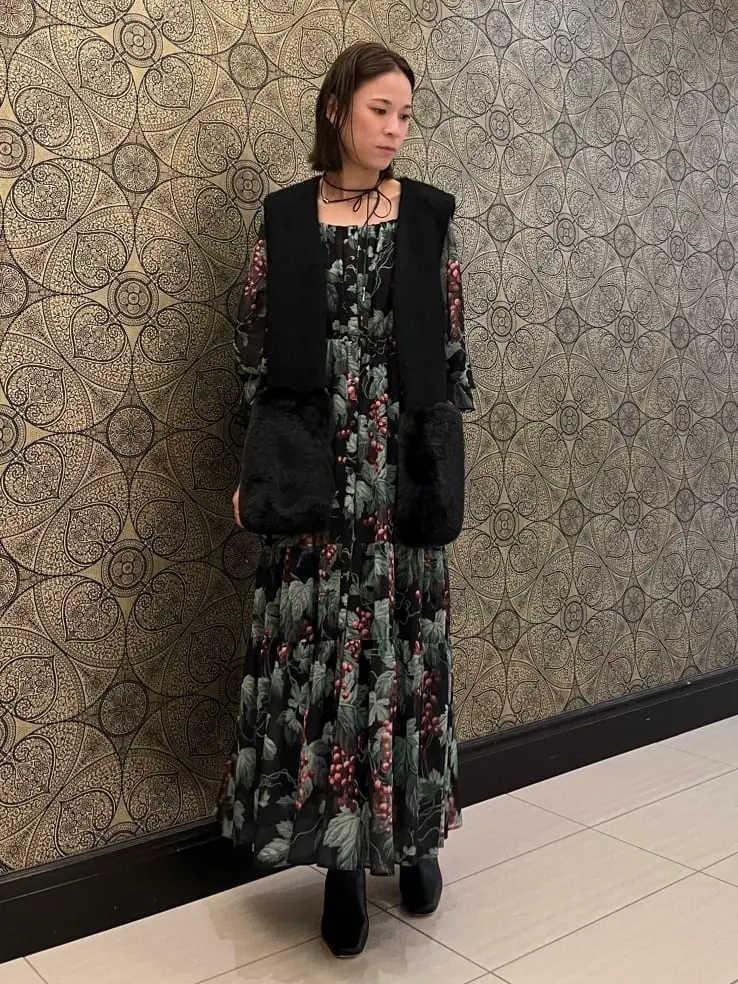 GRACE CONTINENTAL The Banquet 亀田 未希 コーディネート画像