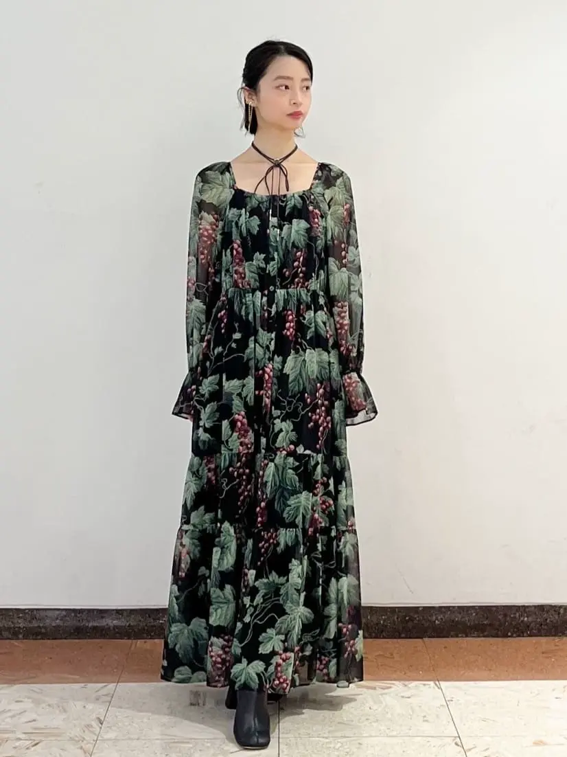 GRACE CONTINENTAL The Banquet yuri コーディネート画像