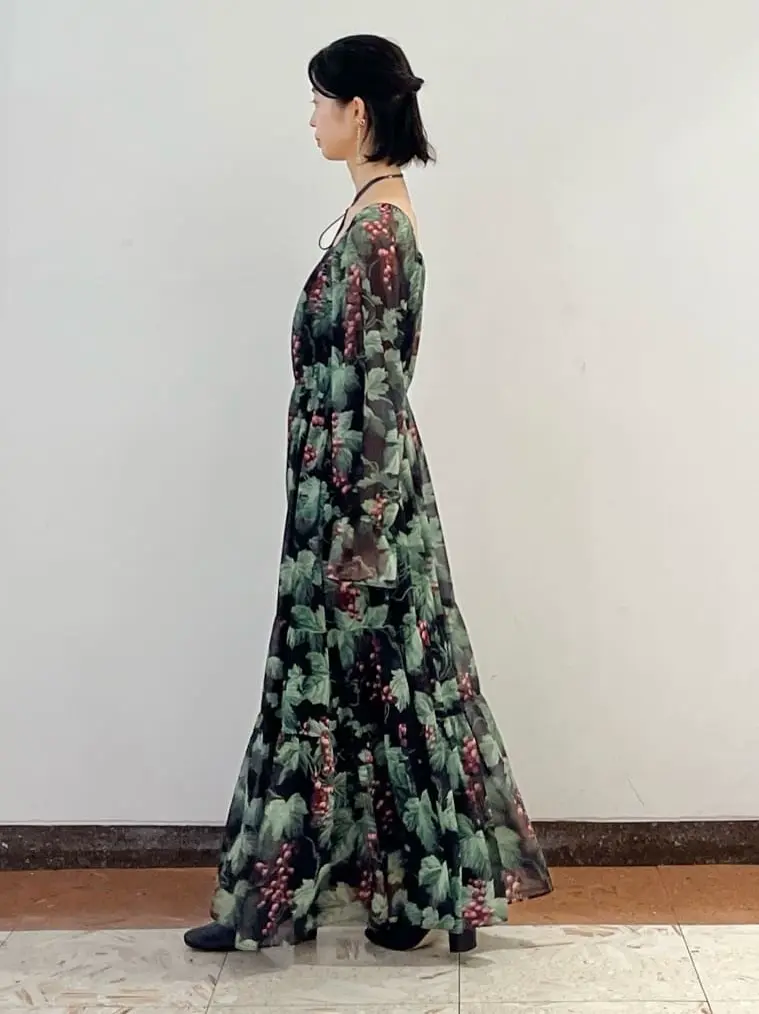 GRACE CONTINENTAL The Banquet yuri コーディネート画像