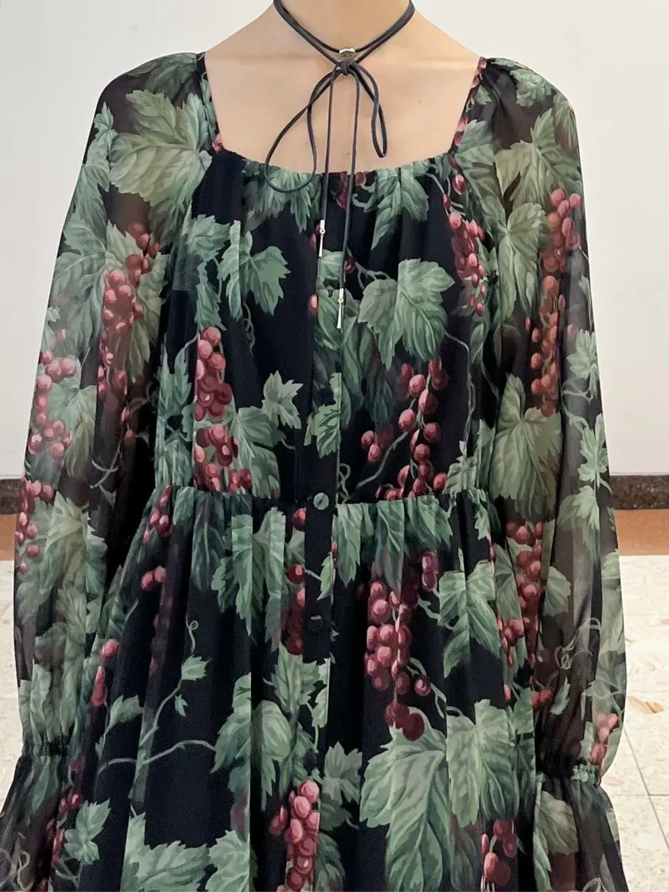 GRACE CONTINENTAL The Banquet yuri コーディネート画像