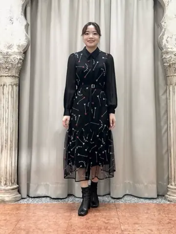 GRACE CONTINENTAL The Banquet 関谷　真琴 コーディネート画像