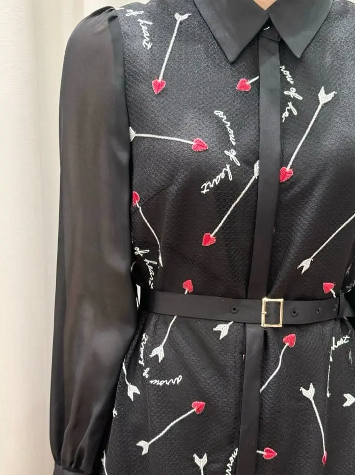 GRACE CONTINENTAL The Banquet 関谷　真琴 コーディネート画像