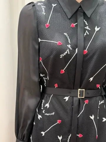 GRACE CONTINENTAL The Banquet 関谷　真琴 コーディネート画像