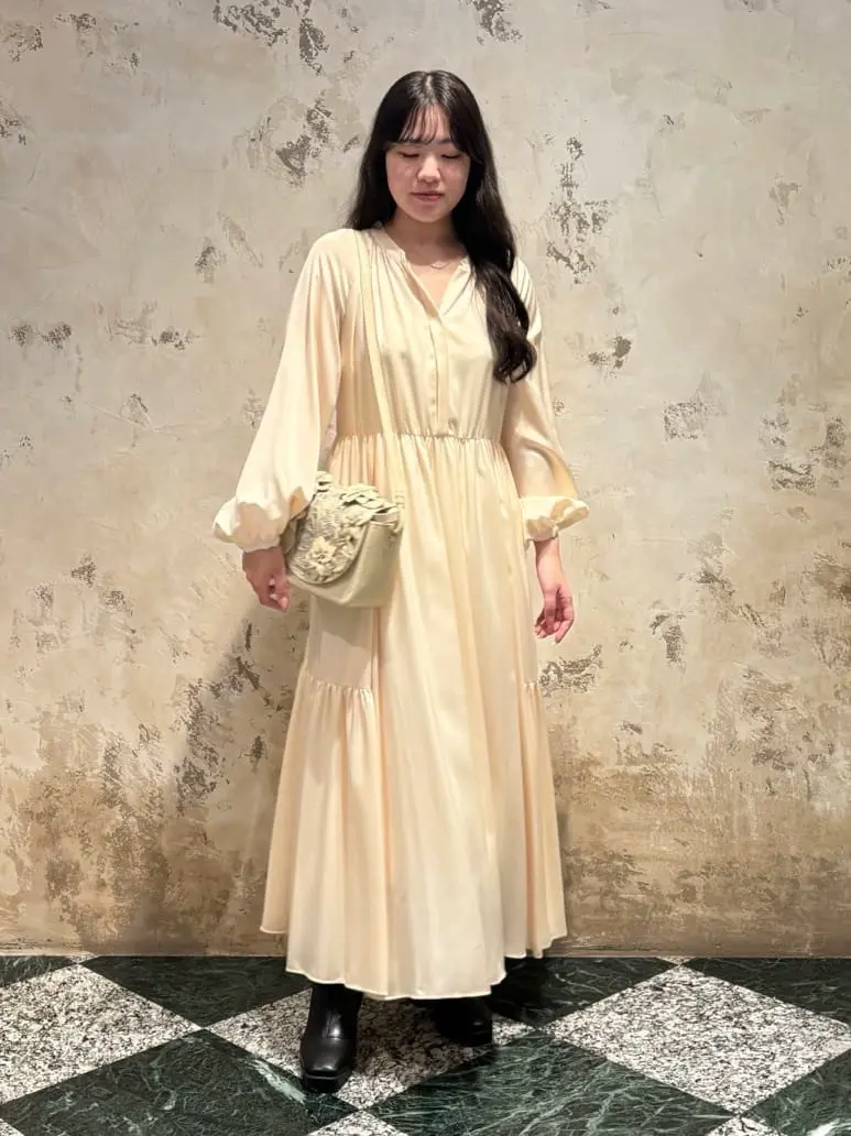 GRACE CONTINENTAL The Banquet 松原 明音 コーディネート画像