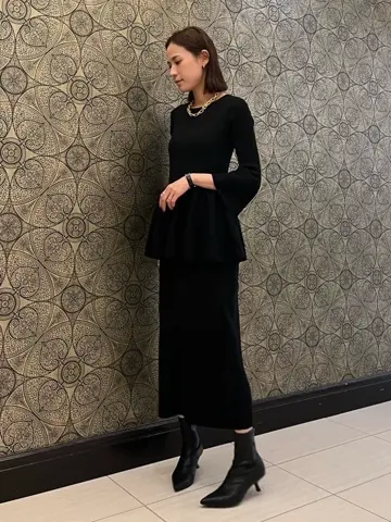 GRACE CONTINENTAL The Banquet 亀田 未希 コーディネート画像