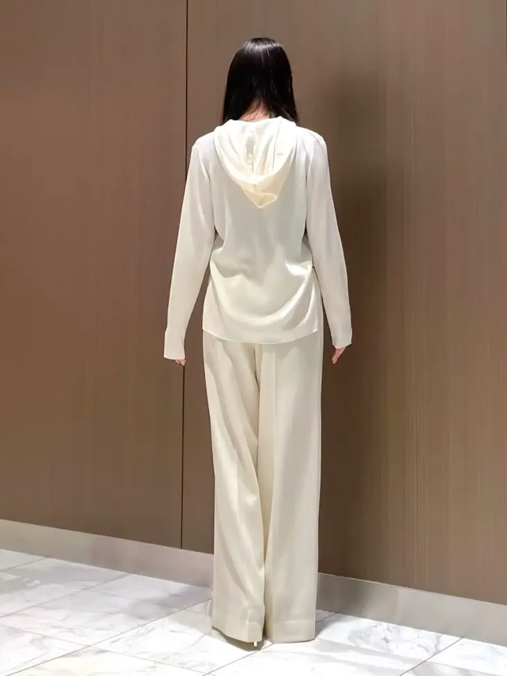 GRACE CONTINENTAL The Banquet Suzuka コーディネート画像