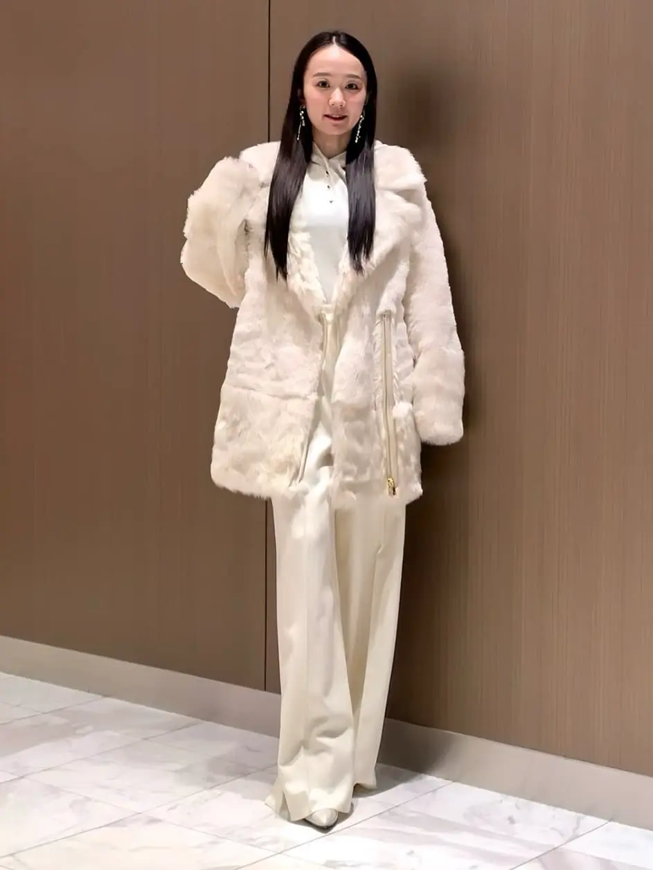 GRACE CONTINENTAL The Banquet Suzuka コーディネート画像