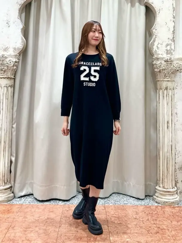 GRACE CONTINENTAL The Banquet 遠藤　みずき コーディネート画像