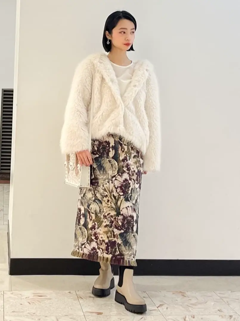  yuri コーディネート画像