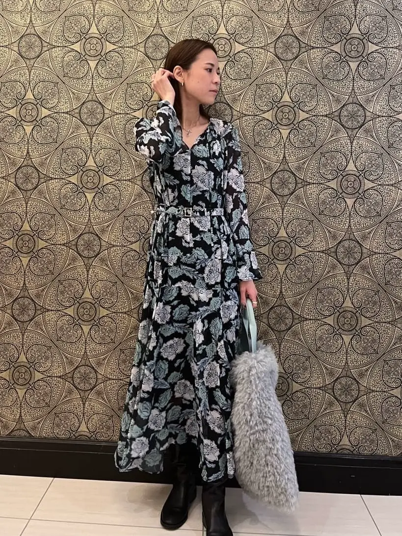 GRACE CONTINENTAL The Banquet 亀田 未希 コーディネート画像