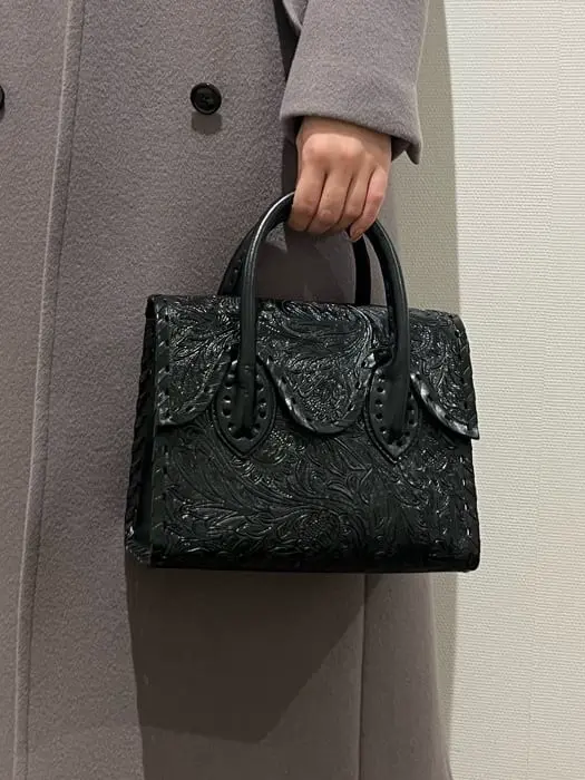 GRACE CONTINENTAL The Banquet 赤坂 梨来 コーディネート画像