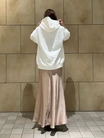 GRACE CONTINENTAL The Banquet 亀田 未希 コーディネート画像