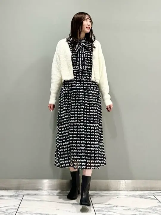 GRACE CONTINENTAL The Banquet 遠藤　みずき コーディネート画像