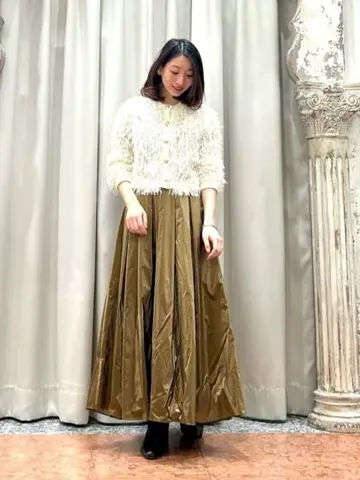 GRACE CONTINENTAL The Banquet eri コーディネート画像