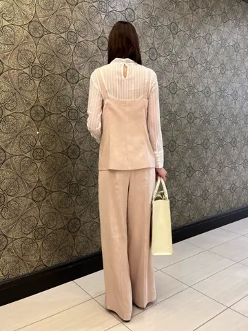 GRACE CONTINENTAL The Banquet 亀田 未希 コーディネート画像