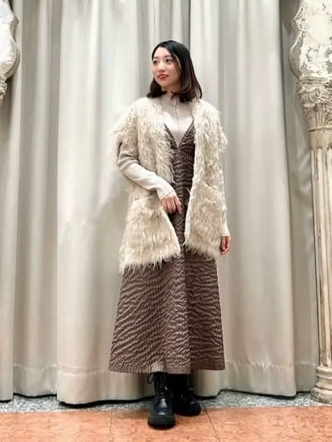 GRACE CONTINENTAL The Banquet eri コーディネート画像